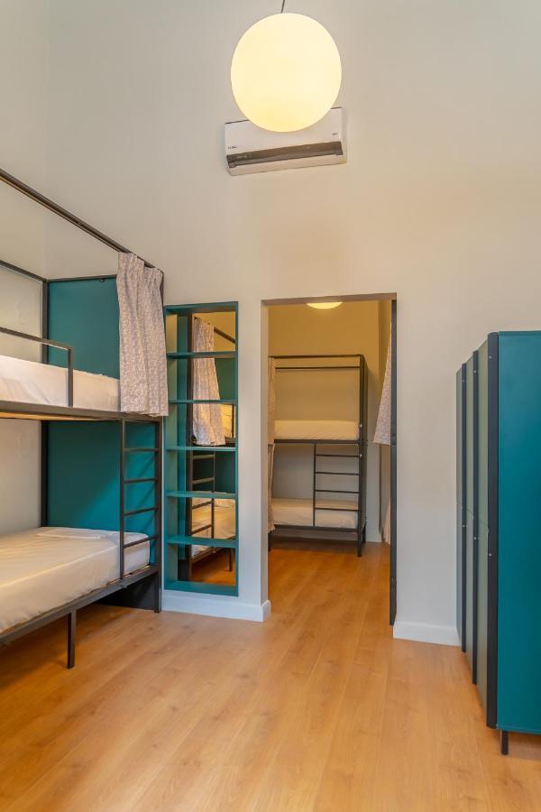 Intra Muros Hostel Heraklion Exteriör bild